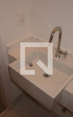 Apartamento para alugar com 82m², 2 quartos e 2 vagasLavabo