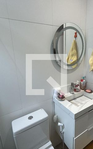Casa à venda com 84m², 3 quartos e 1 vagaBanheiro 2