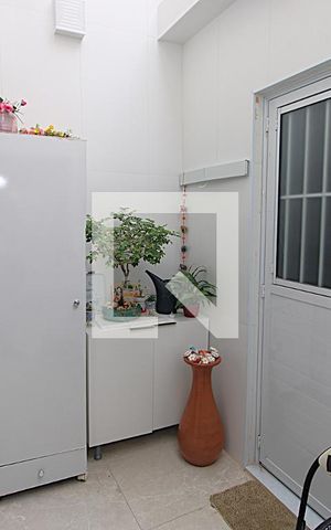 Casa à venda com 84m², 3 quartos e 1 vagaÁrea comum