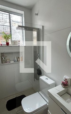 Casa à venda com 84m², 3 quartos e 1 vagaBanheiro 2