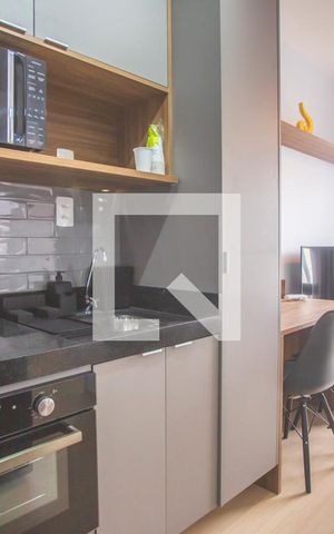 Apartamento à venda com 28m², 1 quarto e sem vaga Apartamento à venda com 28m², 1 quarto e sem vagaSala / Cozinha
