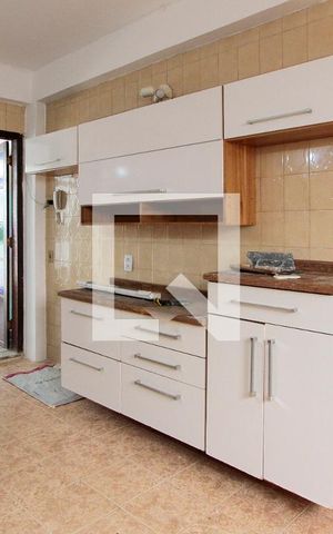 Casa de condomínio à venda com 400m², 5 quartos e 2 vagas Casa de condomínio à venda com 400m², 5 quartos e 2 vagasCozinha