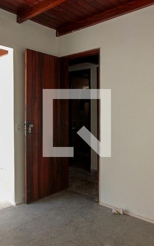 Casa de condomínio à venda com 400m², 5 quartos e 2 vagas Casa de condomínio à venda com 400m², 5 quartos e 2 vagasQuarto 1