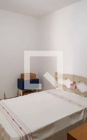 Casa à venda com 198m², 4 quartos e 2 vagas Casa à venda com 198m², 4 quartos e 2 vagasQuarto