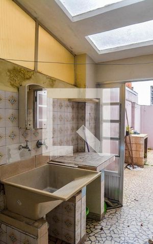 Casa à venda com 125m², 3 quartos e 4 vagas Casa à venda com 125m², 3 quartos e 4 vagasÁrea de Serviço
