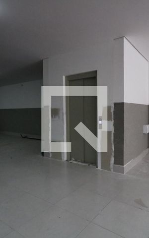 Apartamento à venda com 100m², 2 quartos e 1 vagaElevador
