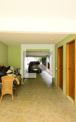 Casa à venda com 180m², 4 quartos e 10 vagasChurrasqueira