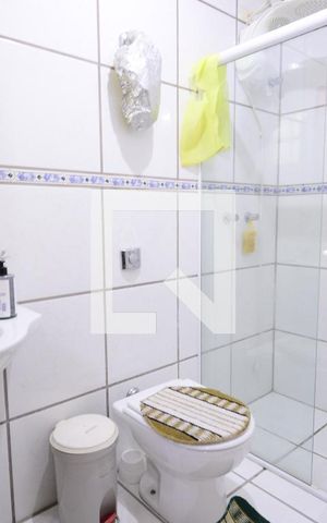 Casa à venda com 180m², 4 quartos e 10 vagasBanheiro da Suíte 4