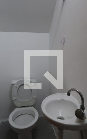 Casa de condomínio à venda com 56m², 2 quartos e 1 vagaLavabo