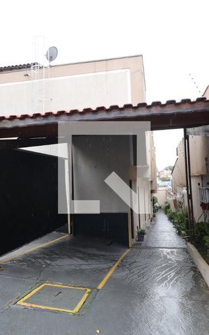 Casa de condomínio à venda com 56m², 2 quartos e 1 vagaEntrada
