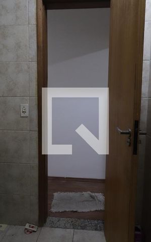 Casa de condomínio à venda com 56m², 2 quartos e 1 vagaBanheiro