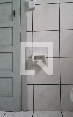 Casa para alugar com 200m², 1 quarto e 7 vagasBanheiro