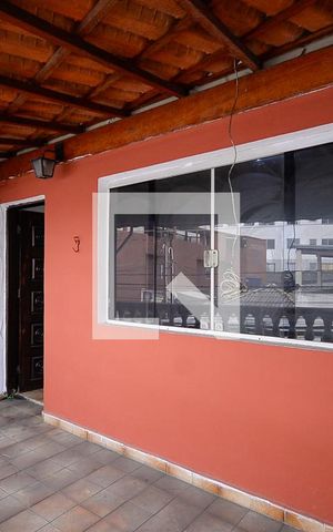 Casa à venda com 312m², 6 quartos e 2 vagas Casa à venda com 312m², 6 quartos e 2 vagasQuarto 3 - Varanda