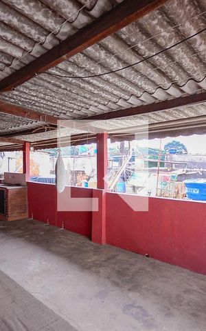 Casa à venda com 312m², 6 quartos e 2 vagas Casa à venda com 312m², 6 quartos e 2 vagasÁrea de Lazer