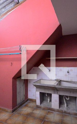 Casa à venda com 312m², 6 quartos e 2 vagas Casa à venda com 312m², 6 quartos e 2 vagasÁrea de Serviço