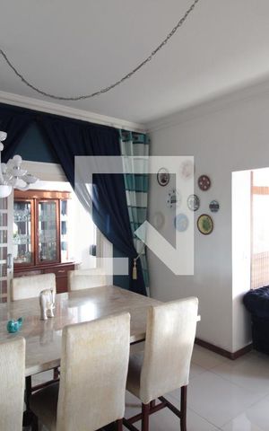 Casa à venda com 551m², 5 quartos e 6 vagasCopa
