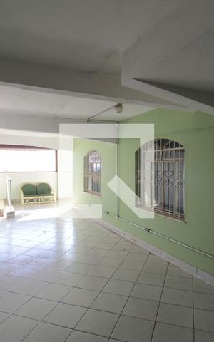 Casa à venda com 551m², 5 quartos e 6 vagasGaragem