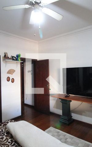 Casa à venda com 551m², 5 quartos e 6 vagasSuite 1
