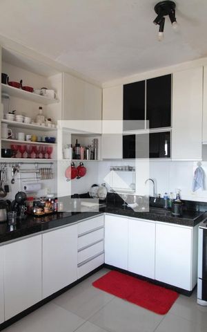 Casa à venda com 551m², 5 quartos e 6 vagasCozinha