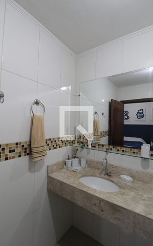 Casa à venda com 551m², 5 quartos e 6 vagasBanheiro da Suite 3