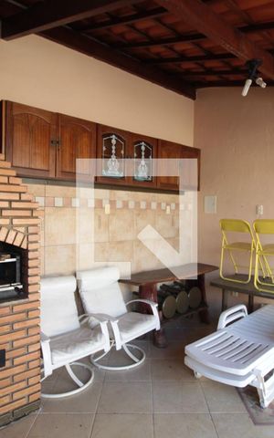 Casa à venda com 551m², 5 quartos e 6 vagasÁrea Gourmet