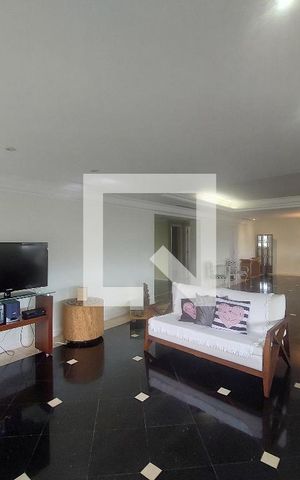 Apartamento à venda com 411m², 4 quartos e 3 vagas Apartamento à venda com 411m², 4 quartos e 3 vagasSala