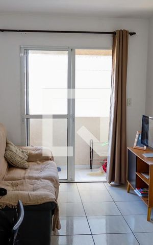 Apartamento à venda com 51m², 2 quartos e 1 vaga Apartamento à venda com 51m², 2 quartos e 1 vagaSala