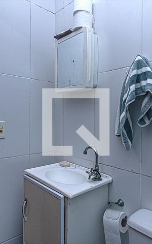 Casa à venda com 359m², 7 quartos e 4 vagas Casa à venda com 359m², 7 quartos e 4 vagasBanheiro Social 2 (Casa 3)