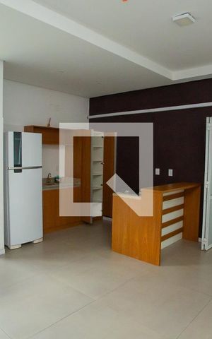 Casa de condomínio à venda com 210m², 4 quartos e 4 vagas Casa de condomínio à venda com 210m², 4 quartos e 4 vagasÁrea comum - Salão de festas