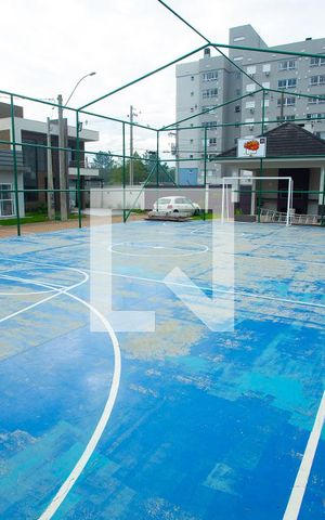 Casa de condomínio à venda com 210m², 4 quartos e 4 vagas Casa de condomínio à venda com 210m², 4 quartos e 4 vagasQuadra Esportiva