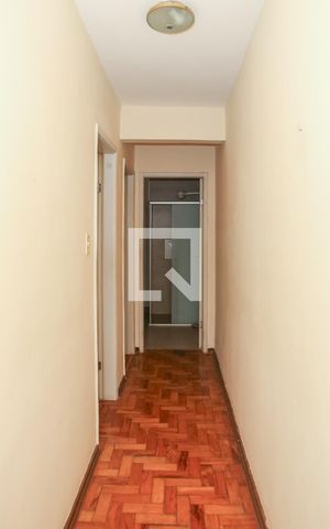 Apartamento para alugar com 85m², 3 quartos e 1 vaga Apartamento para alugar com 85m², 3 quartos e 1 vagaCorredor