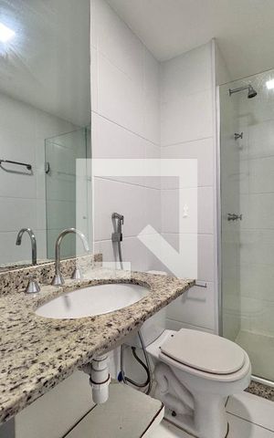 Apartamento à venda com 112m², 2 quartos e 1 vaga Apartamento à venda com 112m², 2 quartos e 1 vagaSuite 2 - Banheiro