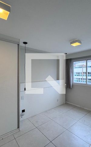 Apartamento à venda com 112m², 2 quartos e 1 vaga Apartamento à venda com 112m², 2 quartos e 1 vagaSuite 1