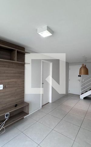 Apartamento à venda com 112m², 2 quartos e 1 vaga Apartamento à venda com 112m², 2 quartos e 1 vagaSala