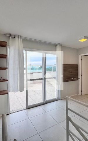 Apartamento à venda com 112m², 2 quartos e 1 vaga Apartamento à venda com 112m², 2 quartos e 1 vagaSala (Segundo andar)