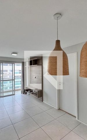 Apartamento à venda com 112m², 2 quartos e 1 vaga Apartamento à venda com 112m², 2 quartos e 1 vagaSala