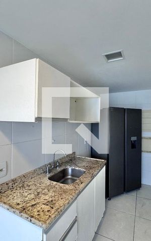 Apartamento à venda com 112m², 2 quartos e 1 vaga Apartamento à venda com 112m², 2 quartos e 1 vagaCozinha e Área de Serviço