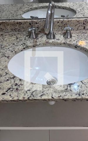 Apartamento à venda com 112m², 2 quartos e 1 vaga Apartamento à venda com 112m², 2 quartos e 1 vagaSuite 1 - Banheiro