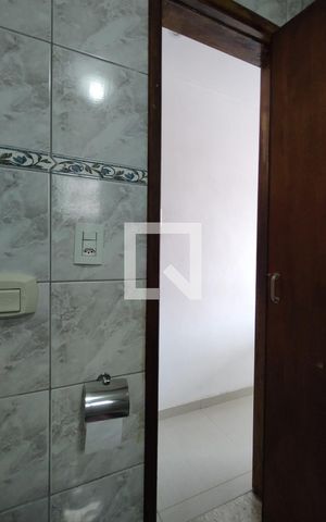 Casa de condomínio à venda com 90m², 2 quartos e 1 vagaBanheiro da Suíte 2