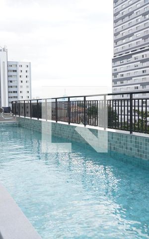 Studio à venda com 24m², 1 quarto e sem vagaPiscina