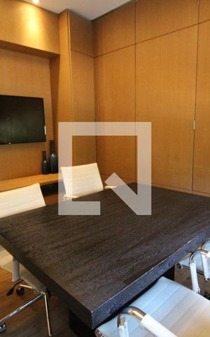 Apartamento para alugar com 82m², 2 quartos e 1 vagaÁrea comum