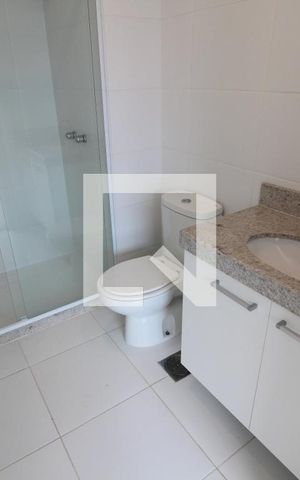 Apartamento para alugar com 82m², 2 quartos e 1 vagaSuíte 2 - Banheiro