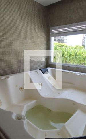 Apartamento para alugar com 82m², 2 quartos e 1 vagaÁrea comum