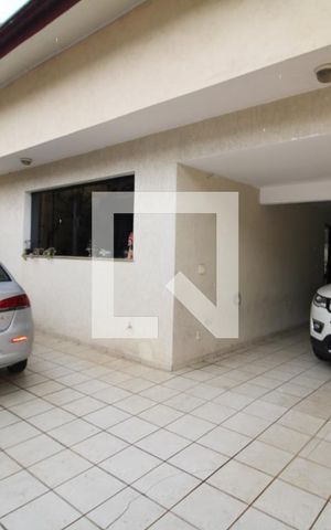 Casa à venda com 320m², 5 quartos e 8 vagasGaragem