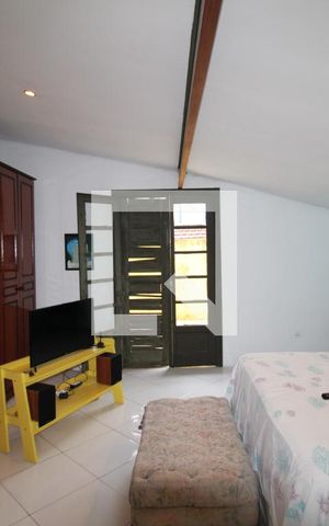 Casa à venda com 320m², 5 quartos e 8 vagasSuíte 3