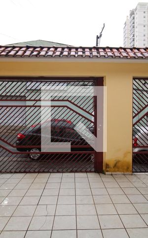 Casa à venda com 320m², 5 quartos e 8 vagasGaragem