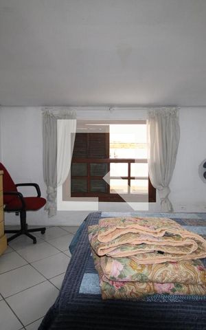 Casa à venda com 320m², 5 quartos e 8 vagasSuíte 2