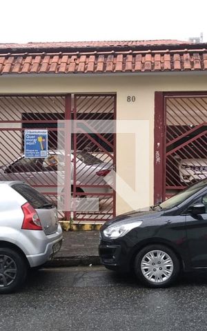 Casa à venda com 320m², 5 quartos e 8 vagas Casa à venda com 320m², 5 quartos e 8 vagasFachada e Placa