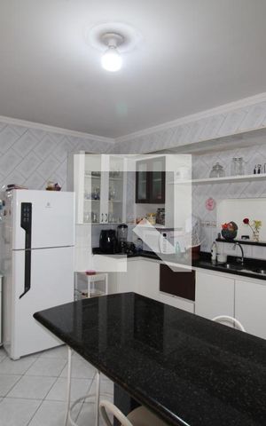 Casa à venda com 320m², 5 quartos e 8 vagasCozinha