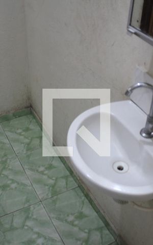 Casa à venda com 280m², 2 quartos e 1 vagaBanheiro/Suite